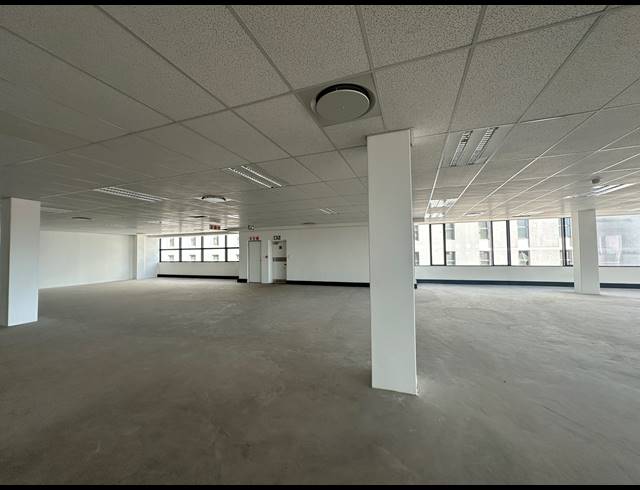 1,283M² OFFICE TO LET IN SANDTON CENTRAL